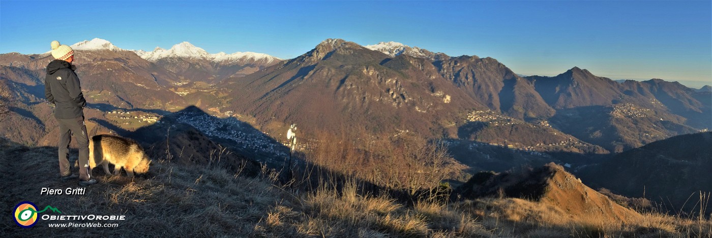58 Vista panoramica sulle cime M.A.G.A ( da sx Menna-Arera-Grem-Alben).jpg
